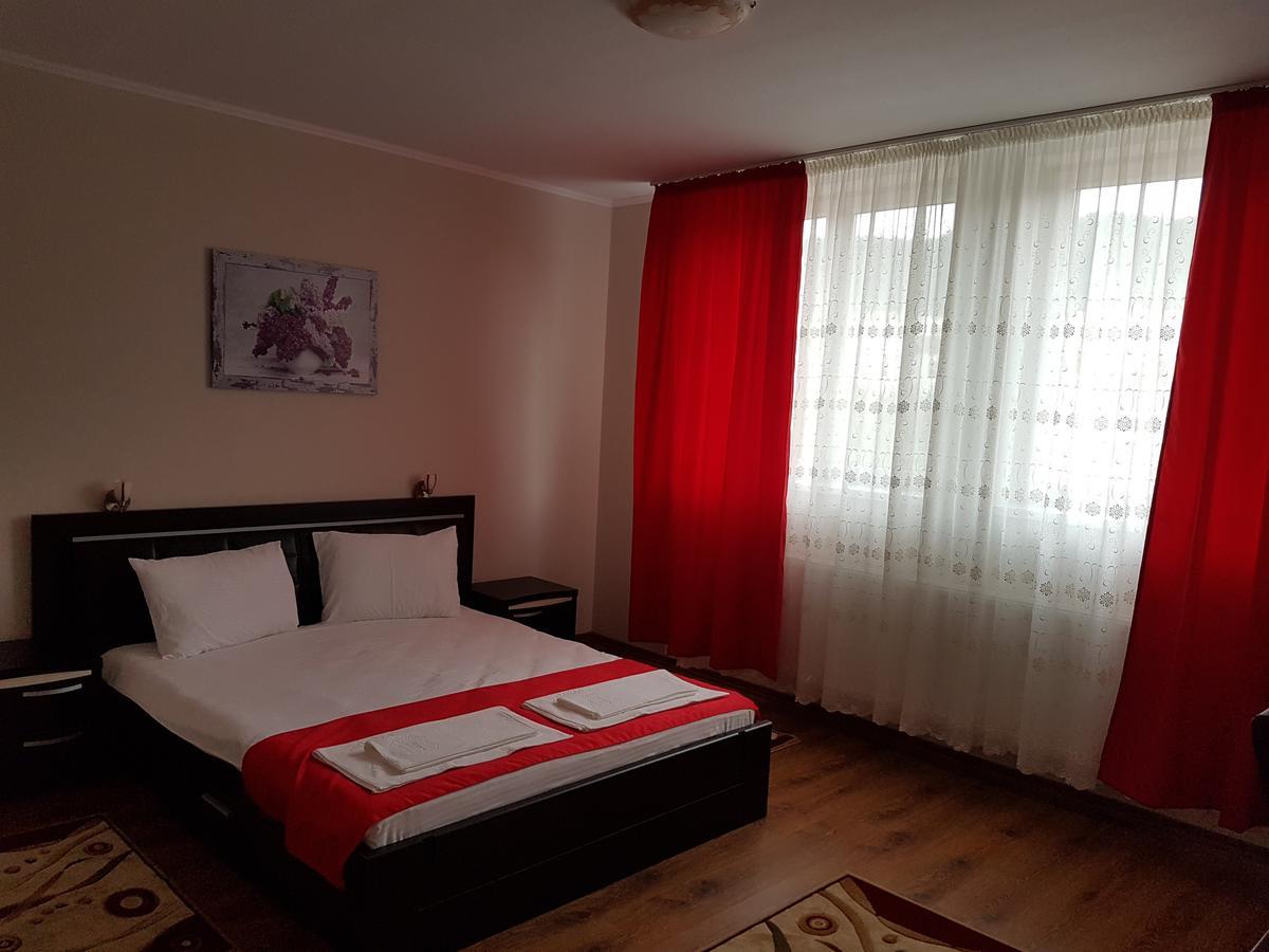 Hotel New Baia Mare Værelse billede